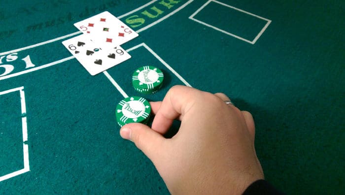 blackjack-hand-signal-doubling-down-12.jpg